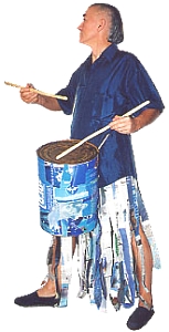 Ivano con il costume del Tamburino blu