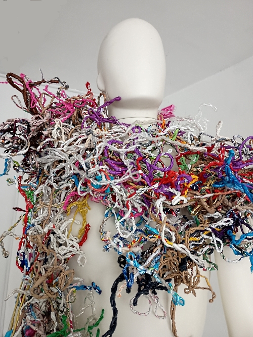 Boa Arlecchino su manichino