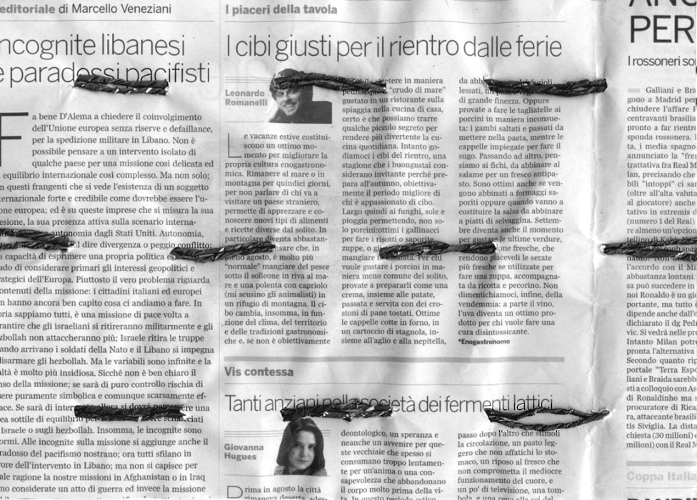 Ivano Vitali - Pagina cucita con filo di carta riciclata -